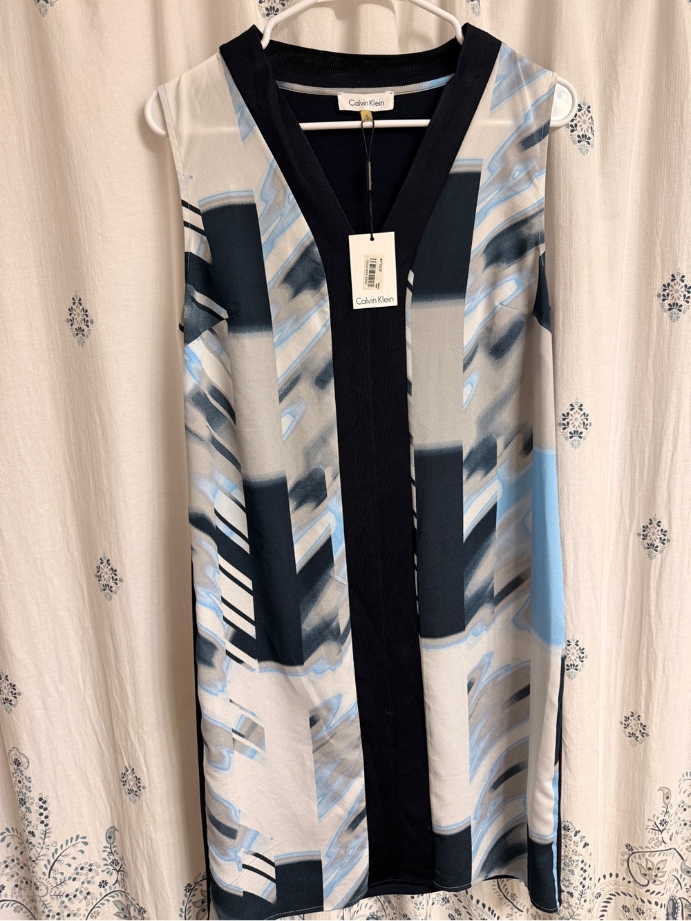 NWT Calvin Klein Sleeveless Colorblock Abstract Print Shift Dress Size Small 🤩